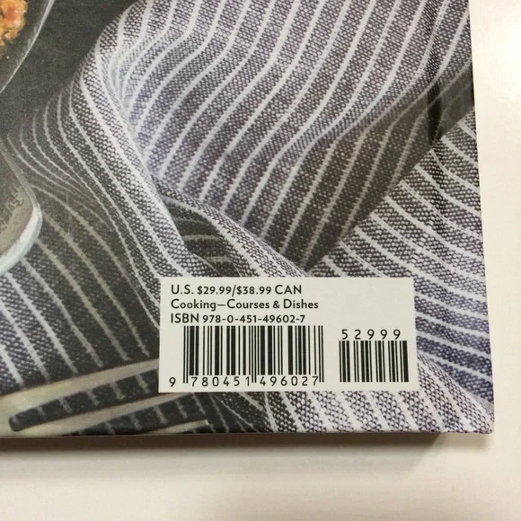 Cravings: Recipes for All the Food You Want to Eat by Chrissy Teigen - Picture 4 of 8